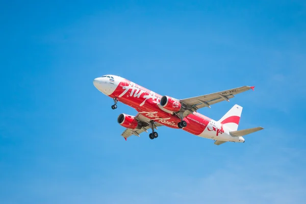 BANGKOK, TAILANDIA - 1 DE JUNIO DE 2015: HS-BBG Airbus A320-216 de Tailandia — Foto de Stock