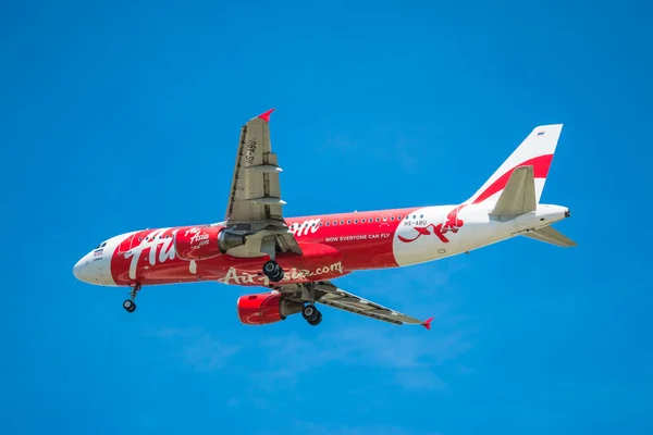 BANGKOK, TAILANDIA - 1 DE JUNIO DE 2015: HS-BBG Airbus A320-216 de Tailandia — Foto de Stock