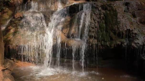 Primo piano colpo di flusso d'acqua o cascata, Full HD — Video Stock