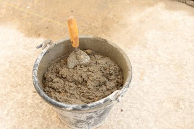 İnşaat projeleriniz için betonu bu ayrıntılı rehberde etkin bir şekilde nasıl karıştıracağınızı öğrenin.