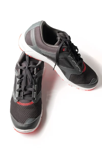 Nueva zapatilla running sin marca color negro y rojo, zapatilla de deporte —  Fotos de Stock