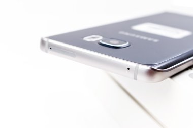 New Smartphone Samsung Galaxy Note 5 with S Pen