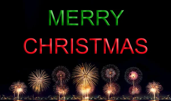 Frohe Weihnachten mit hochauflösendem Feuerwerk auf schwarzem Hintergrund — Stockfoto