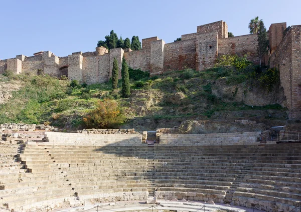 Alcazaba kale ve Roma Tiyatrosu Malaga