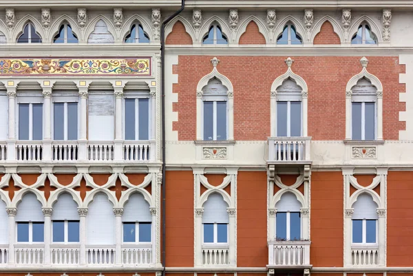 Art Nouveau Palace in Triëst — Stockfoto