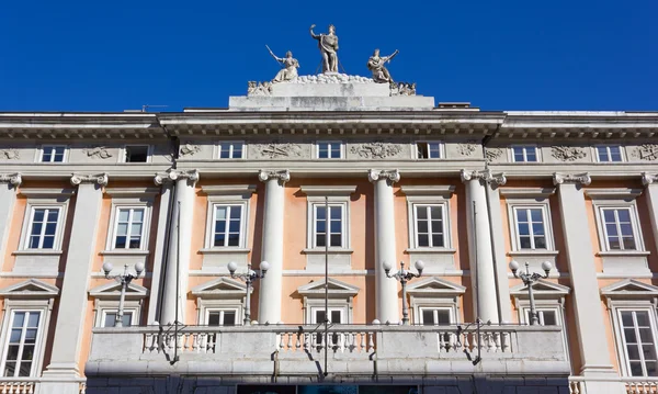 Fasada teatru Teatro Verdi w Trieście — Zdjęcie stockowe