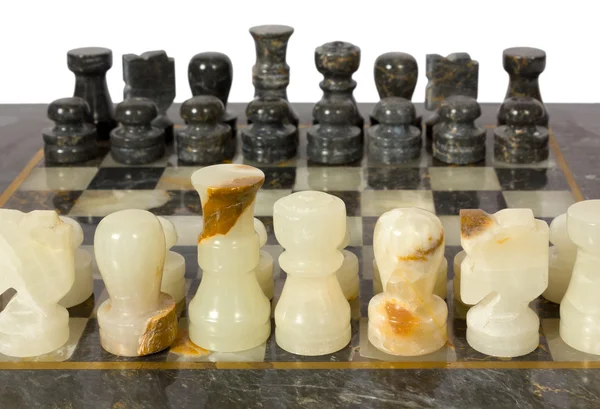 Ajedrez de mármol en un tablero de ajedrez —  Fotos de Stock