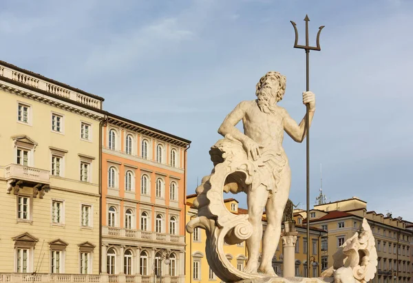 Statue Neptune Elegant Historic Buildings Trieste Italy — Stock fotografie