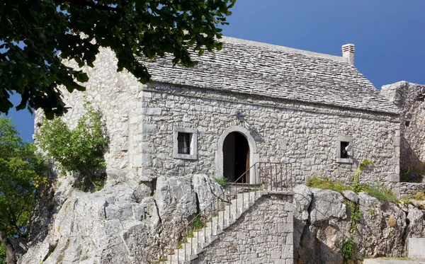 Karst edifício histórico tradicional — Fotografia de Stock