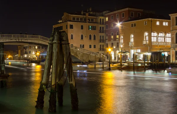 Geceleri Venedik Canal Grande — Stok fotoğraf