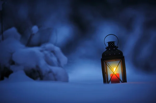 Lanterna Candela Nella Neve — Foto Stock
