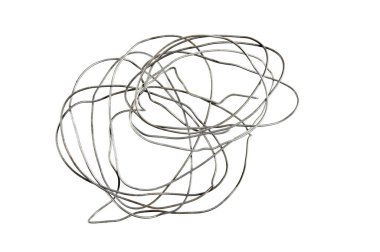 Karışık metal tel beyaz arkaplanda izole edildi.