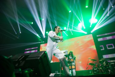 Uzakdoğu hareketi performans