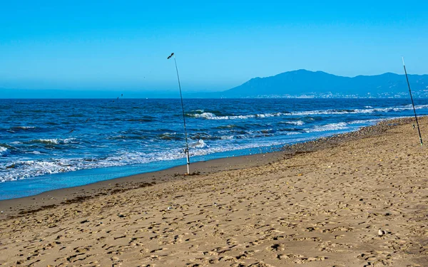 海岸線のタリファ スペインのカディス タリファは休暇の間スペインで最も人気のある場所です — ストック写真