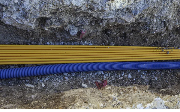 Laying Communications Supply Water Electricity Buildings Ground Uncovered Trench Pipe — Stock Photo, Image