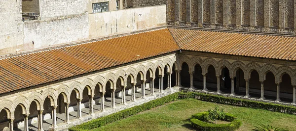 Vista Panoramica Sul Cortile Cattedrale Monreale Sicilia Italia — Foto Stock