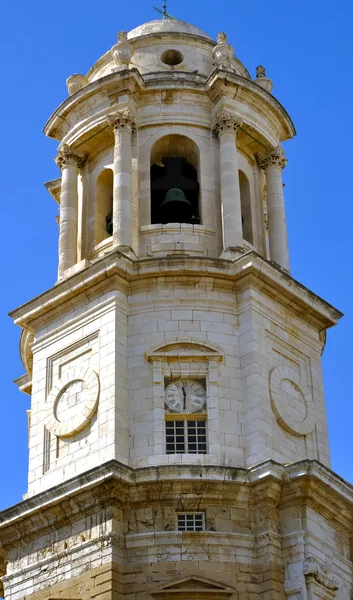Katedra w Cádiz znajduje się w centrum starego miasta. — Zdjęcie stockowe
