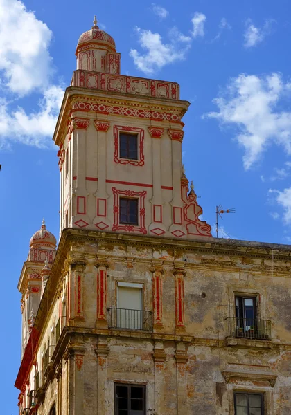 Detalle Casa de las cinco torres, Plaza de España, Cádiz — Foto de Stock