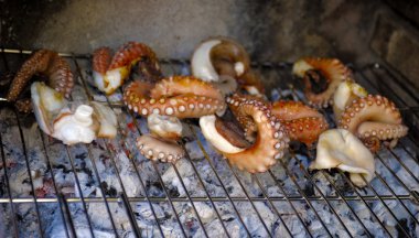 Ahtapot ızgara görüntüsünü sığ odak