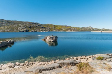 Lagoa Comprida Portekiz 'in Serra da Estrela doğal parkının en büyük gölüdür..