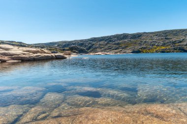 Lagoa Comprida Portekiz 'in Serra da Estrela doğal parkının en büyük gölüdür..