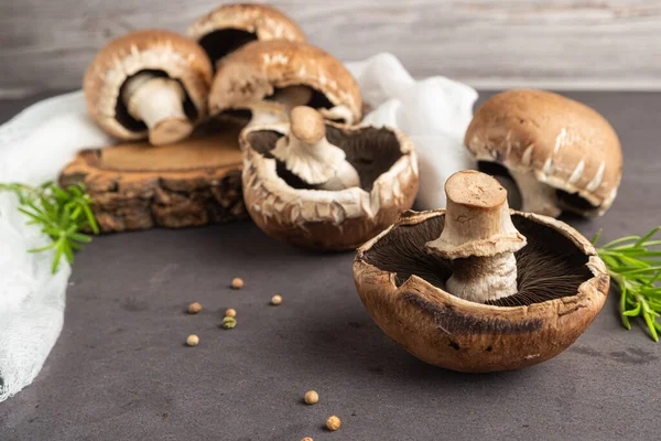 Natural Organic Mushrooms Vintage Wooden Table Sliced Slices Fresh Raw — Stock Photo, Image