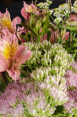 güzel alstroemeria buket