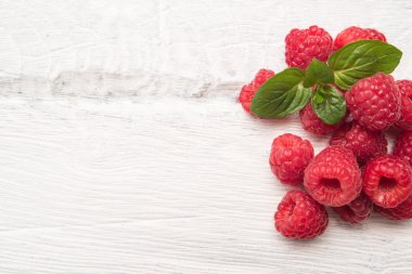 taze organik ahududu