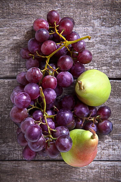 grapes and pears top view