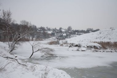 Tiasmyn Kanyonu, Kamianka yakınlarında, kış zamanı.