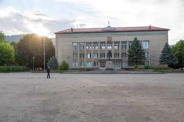 Skole Ουκρανία Ιουνίου 2021 Κεντρική Πλατεία Στο Skole Lviv Region — Φωτογραφία Αρχείου