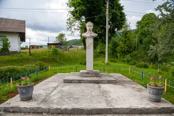 Korostiw Ukraina Czerwca 2021 Pomnik Tarasa Szewczenki Korostiwie — Zdjęcie stockowe