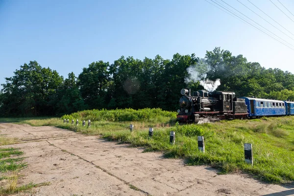 ウクライナ ハイヴォロン 2021年7月10日 旧蒸気機関車Gr 280がハイヴォロン駅付近 — ストック写真