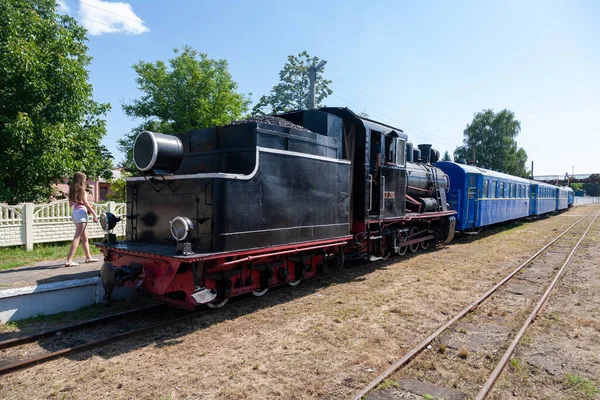 ウクライナ ハイヴォロン 2021年7月10日 旧蒸気機関車Gr 280がハイヴォロン駅付近 — ストック写真