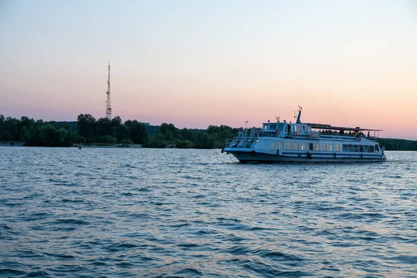 우크라이나 체르카시 2020 Dnipro River Motor Ship Hero Dubynda — 스톡 사진