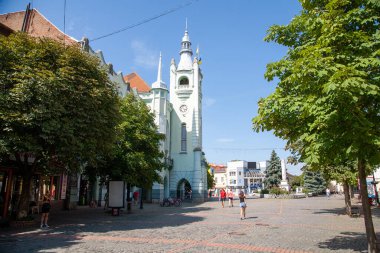 Mukachevo, Ukrayna - 13 Ağustos 2021: Mukachevo Merkez Meydanı