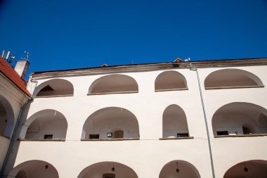 Mukachevo, Ukrayna - 13 Ağustos 2021: Mukachevo 'daki Palanok Kalesi