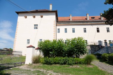 Uzhhorod, Ukrayna - 13 Ağustos 2021: Uzhhorod Ortaçağ Şatosu