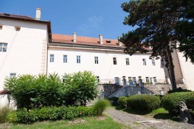 Uzhhorod, Ukrayna - 13 Ağustos 2021: Uzhhorod Ortaçağ Şatosu