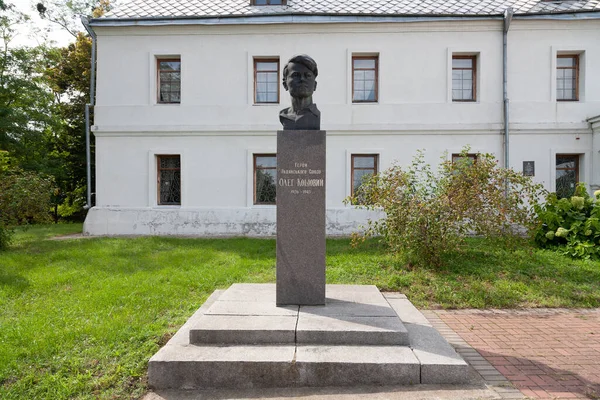 Kaniv Ucrânia Julho 2016 Monumento Oleg Koshevoy — Fotografia de Stock