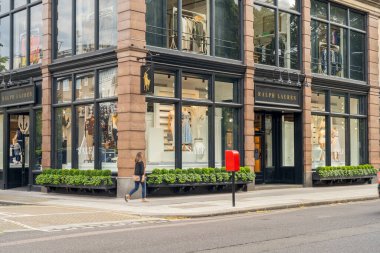 Londra 'nın merkezinde tipik bir manzara