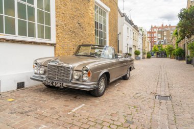 Londra 'nın merkezinde tipik bir manzara