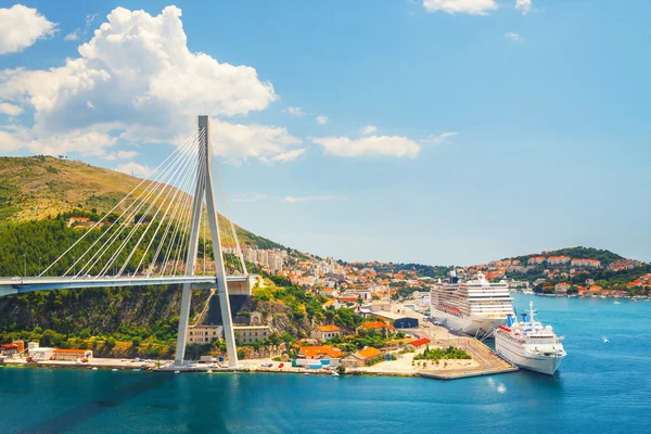 Widok na port w Dubrowniku. Chorwacja. — Zdjęcie stockowe