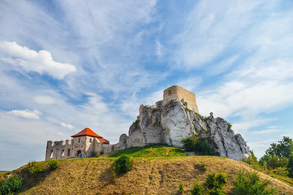 Castillo de Rabsztyn cerca de Cracovia, Polonia —  Fotos de Stock