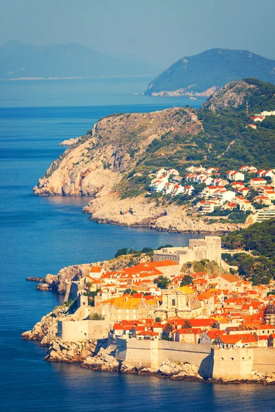 Vista sobre a antiga cidade velha em Dubrovnik. Croácia . — Fotografia de Stock