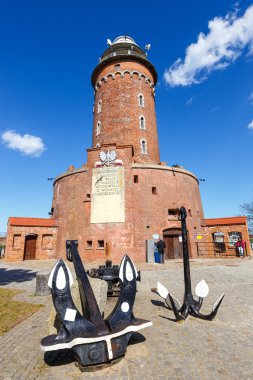 Kolobrzeg, Polonya - 07 Nisan 2016: Liman ve deniz feneri Kolobrzeg, Batı Pomeranya, Polonya