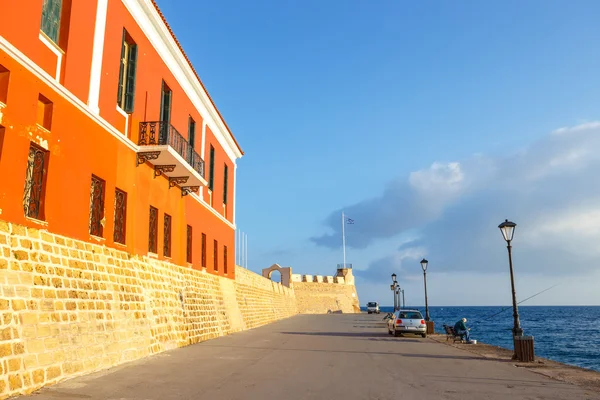 Uitzicht op de oude haven in Chania, Crete, Greece — Stockfoto