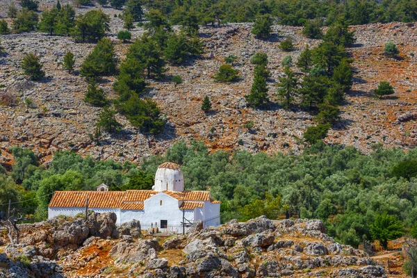 Iglesia del Arcángel Miguel sobre Aradena George en Aradena, Creta — Foto de Stock