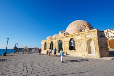 Hanya Girit - 23 Maj, 2016: Cami Yeniçeri veya Giali Tzami Camii Hanya görünümünü Girit, Yunanistan. Hanya Girit ikinci büyük kentidir.