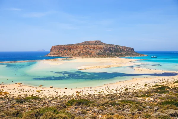 美しい浴槽ラグーンとクレタ島の Gramvousa 島 — ストック写真